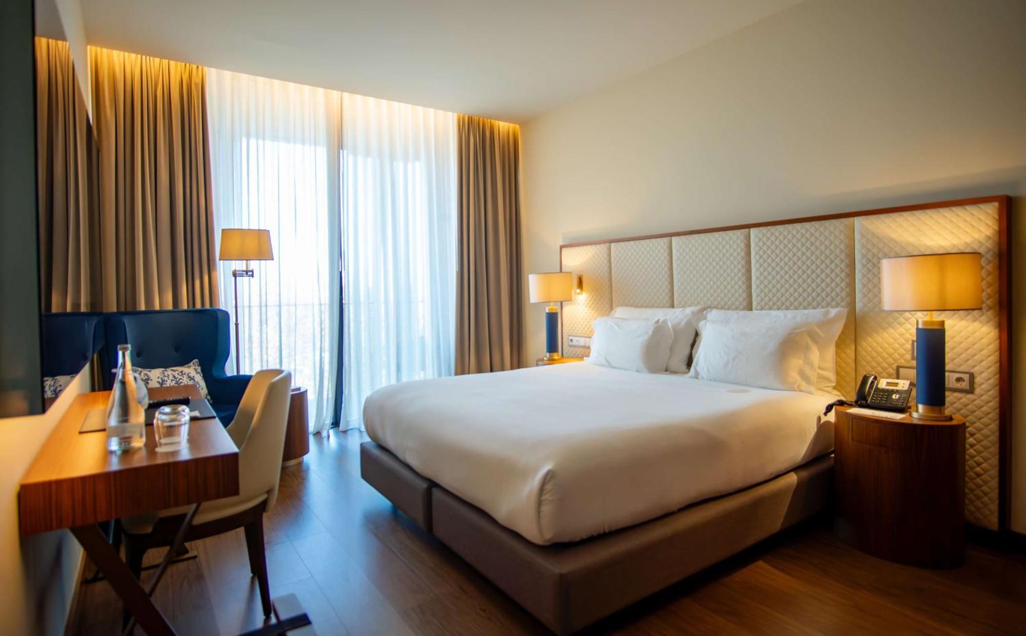 Boeira Garden Hotel Porto Gaia, Curio Collection By Hilton Vila Nova de Gaia Exterior foto